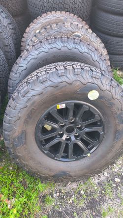 2026 F150 Raptor wheels and tires