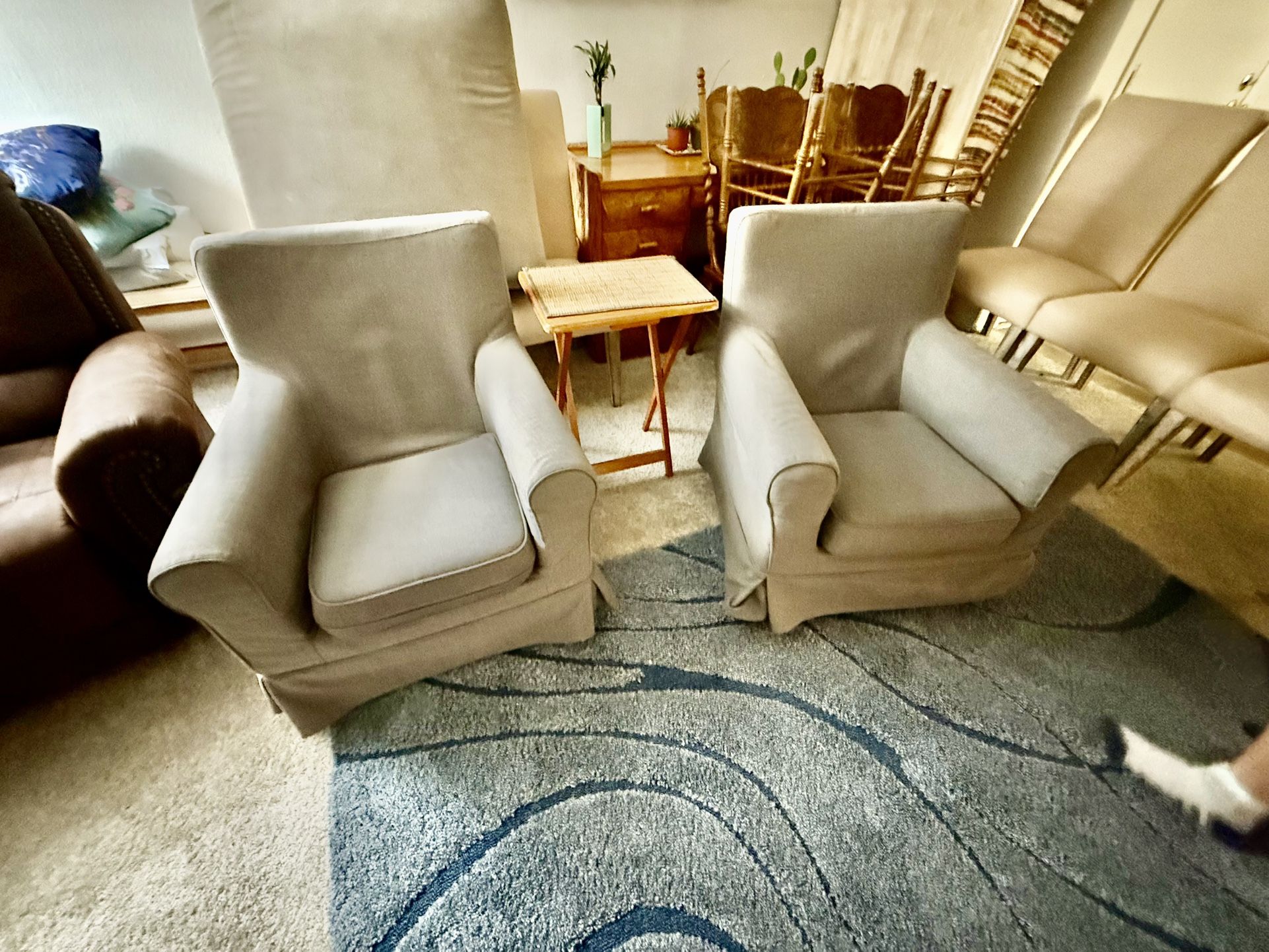 120 For Both Clean Matching Arm Chair With Washable Slip Cover