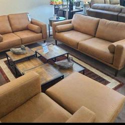 ASHLEY CARAMEL LİVİNG ROOM SET SOFA AND LOVESEAT WİTH İNTEREST FREE PAYMENT OPTİONS 