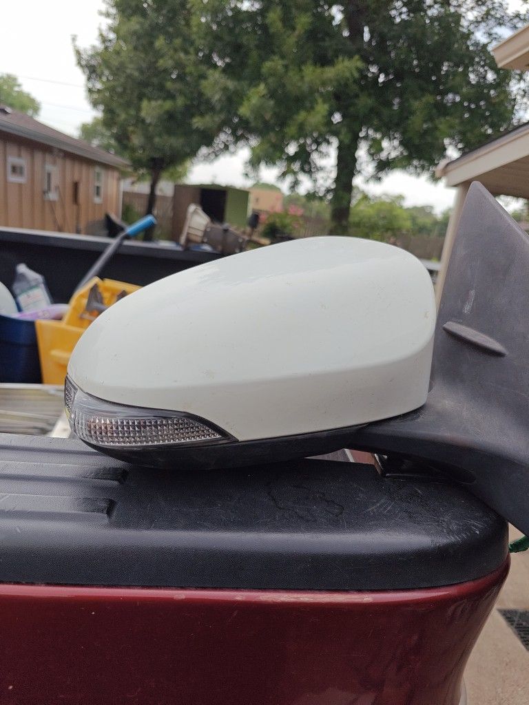Right Right side mirror Toyota Corolla from 2015 to 2021