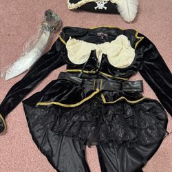 New Small Medium Sexy Pirate Costume Hat Outfit Renaissance Medival Dolls. Kill 