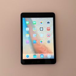 iPad Mini With Free Keyboard