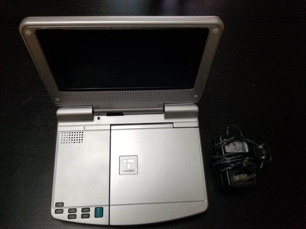 Trutech Go Anywhere 7" Portable DVD Player PVS12701 with Charger