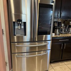 Samsung Family Hub Refrigerator