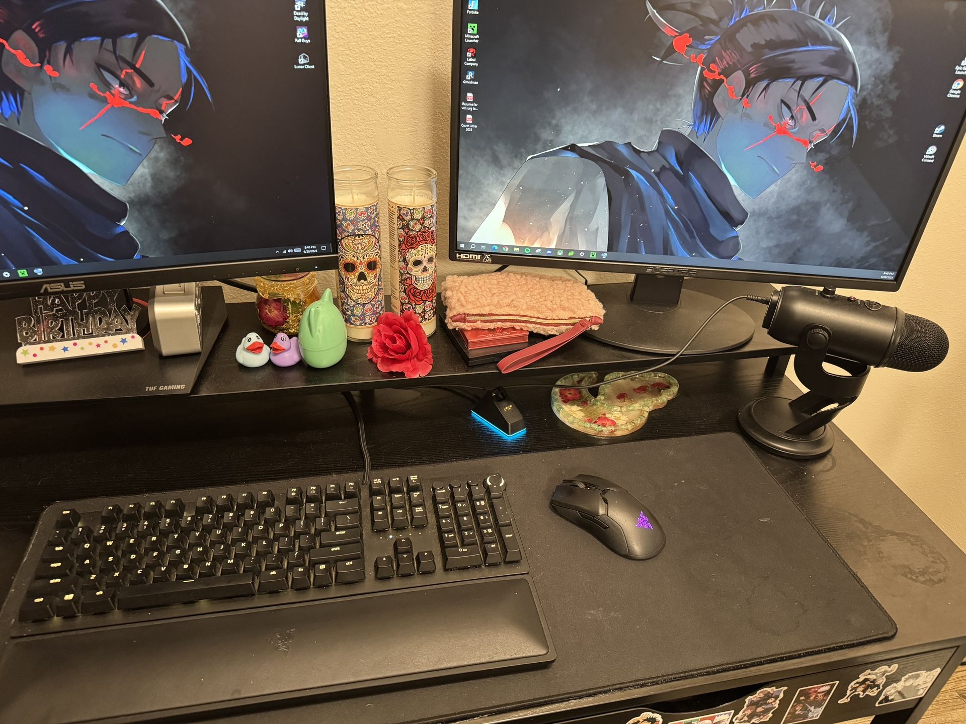 Razer Keyboard & Mouse & Blue Yeti With Boom Stand