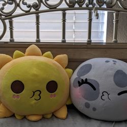 Cute Sun And Moon Pillows