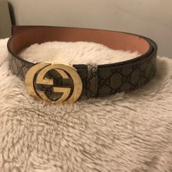 Gucci GG Supreme Buckle Belt
