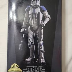 Sideshow Militaries of Star Wars 501st Legion Clone Trooper