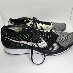 Nike Flyknit Racer Shoes Mens 8.5 Black White Volt Running Athletic Gym Sneakers