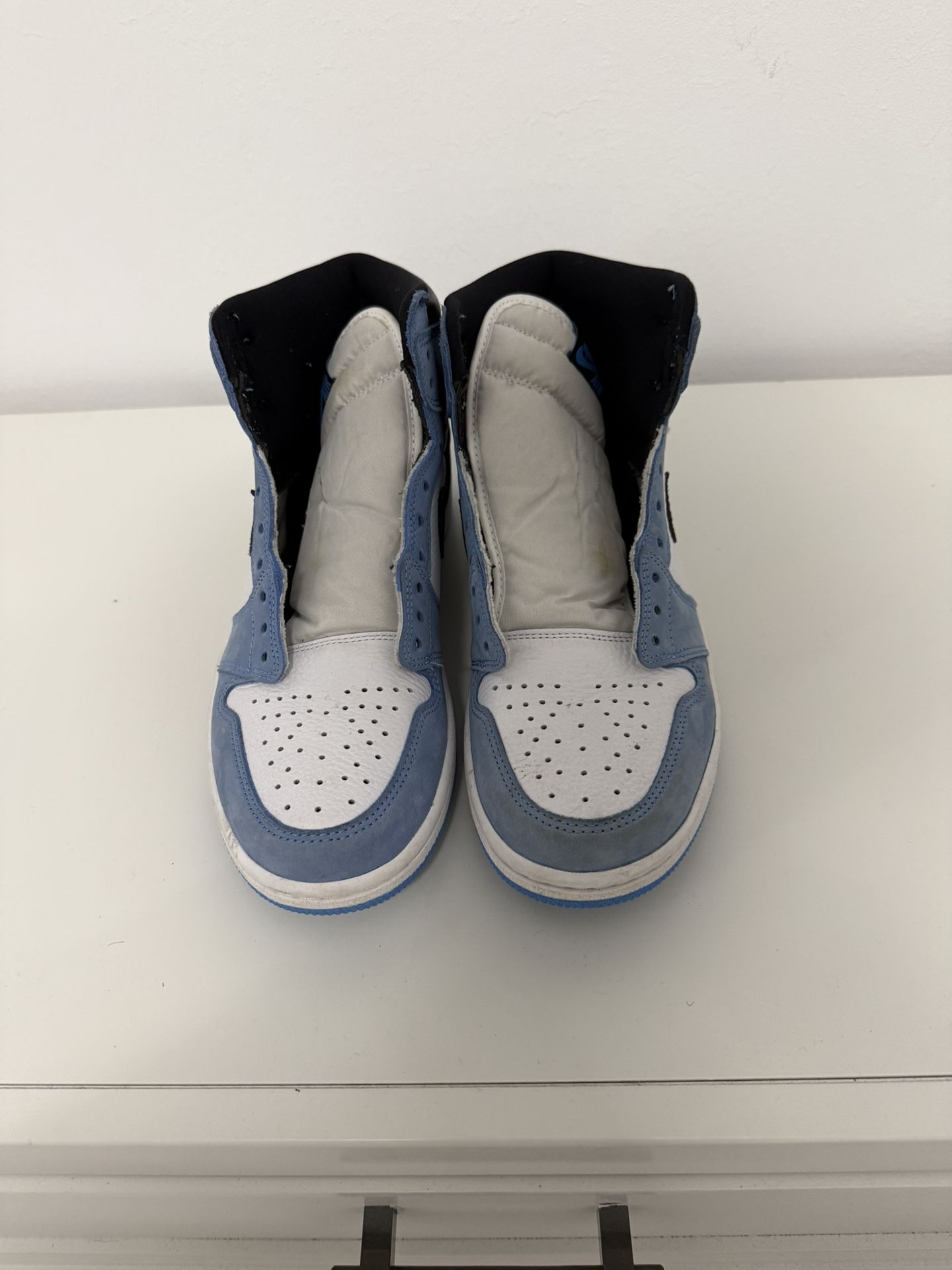 Jordan 1 Retro High OG University Blue