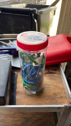 Elastic tie downs