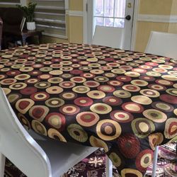 Dining Table with 4 Chairs