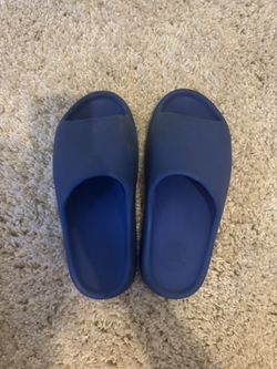 Blue Yeezy Slides Worn A Couple Of Times 