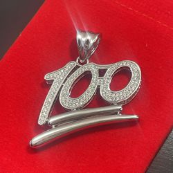 100 Pendant 💯 Silver 925