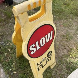 Child  alert sign a little beat up on the plastic, but otherwise we’ll do the trick