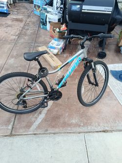Schwinn bike 27.5