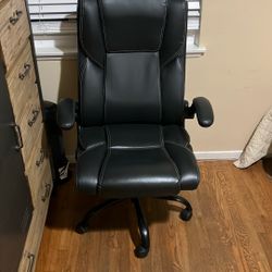 Like New Office Chair Large