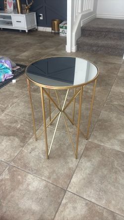 Round Mirrored Top Gold Metal Base Side Table