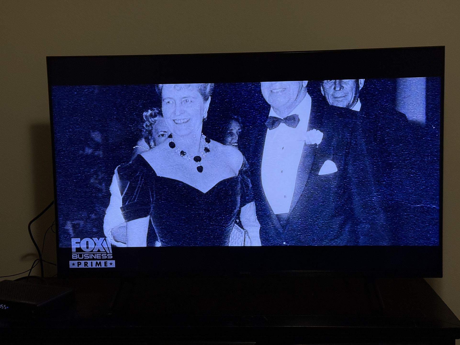 50” LED Sony 2 Years Old