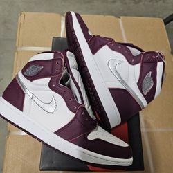 New Jordan 1 Bordeaux size 9.5