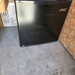 Mini Fridge $80