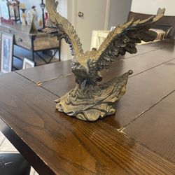 Statue - bald eagle with American flag