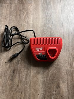 Milwaukee M12 Charger Only