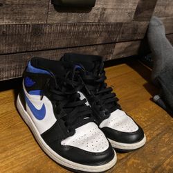 Jordan one mid top racer blue’s