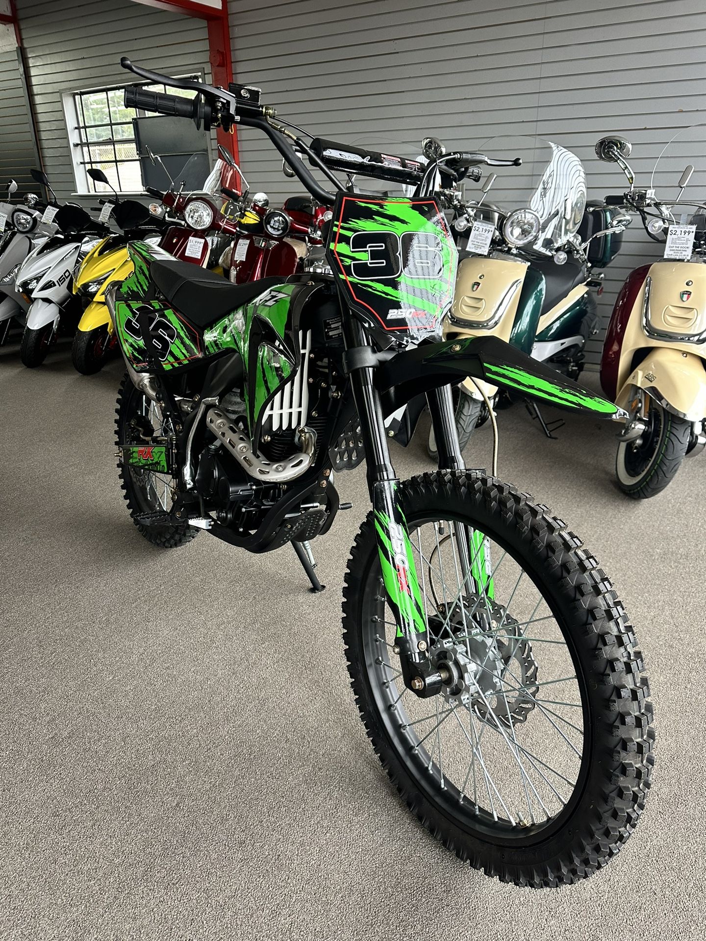 Apollo DB36 RFZ Series 250cc Full Size Dirt Bike Green/Black Color