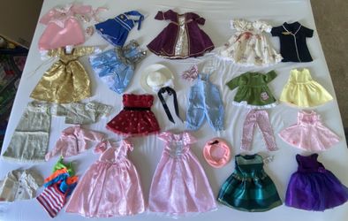 Over 100 Pieces Of Doll Clothes And Accessories