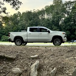 weather guard tool box full size Chevy Silverado Model # 121-0-01 gmc, ram, Chevy, Ford
