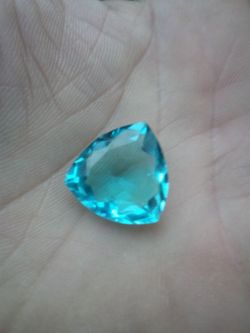 Natural Aquamarine, Stunning 15ct Trillian Cut