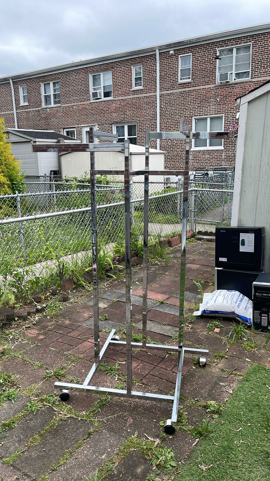 4 Arm Clothing Rack For Sale