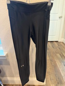 Under Armour Black Women's Performance Leggings size XS