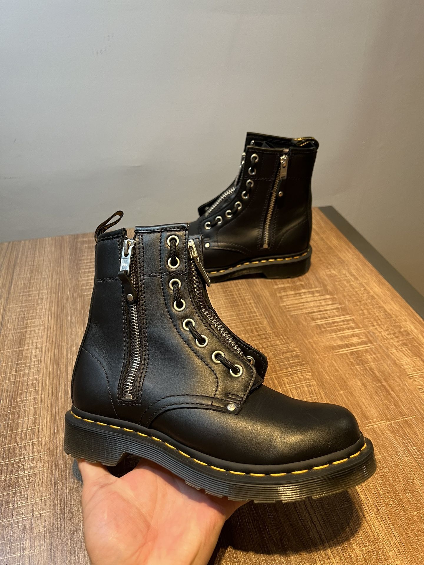 Martens Boots Ladies Dr Martens Size Martens Doc 1460 Twin Zip