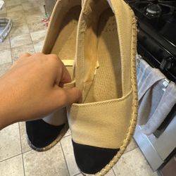 Women’s Flats 