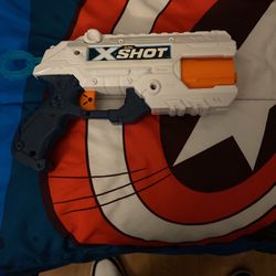 XSHOT Nerf Gun (READ DESCRIPTION) 