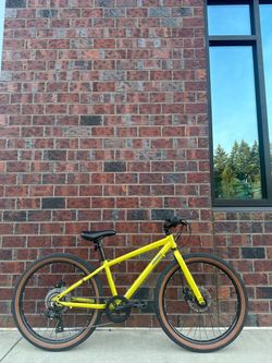Diamondback Division 24” Kids Bike – Aluminum Frame – Disc Brakes