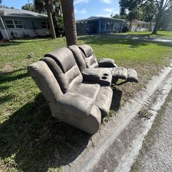 Love seat recliner