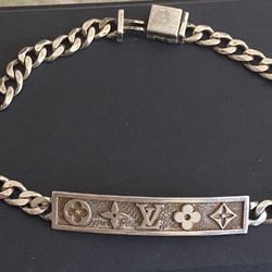 .925 Silver LV Bracelet 