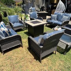 Brand New Patio Outdoor Furniture Set With Fire Pit