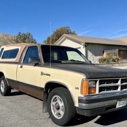 1987 Dodge Dakota
