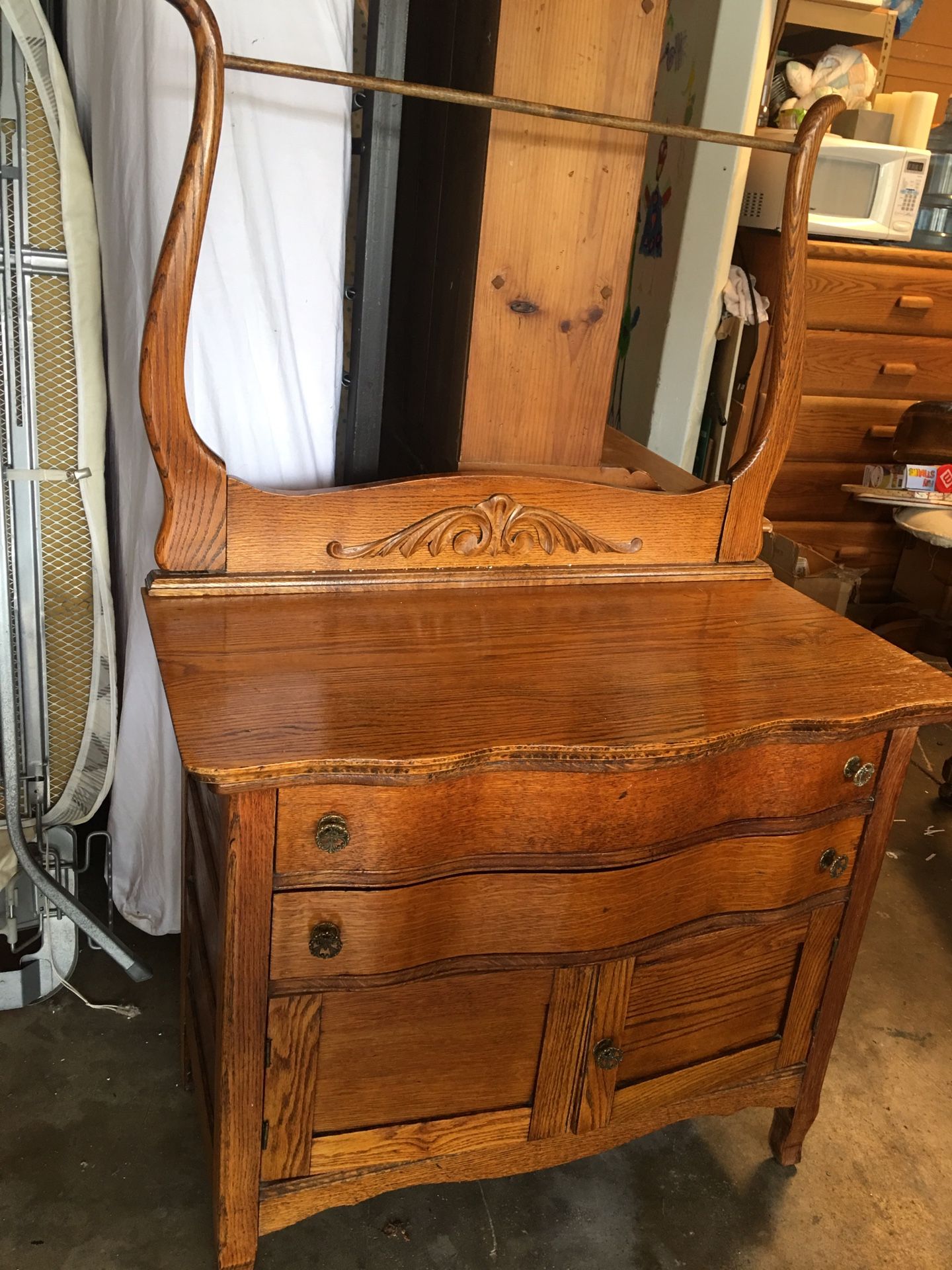 Washstand with Dishtowel Rack