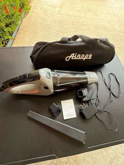 Car vacuum