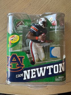 New in box NFL Football Mcfarlane Sportspicks $10 each