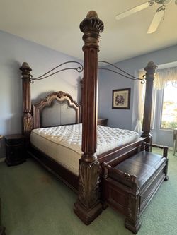 Large 4 Post Bed