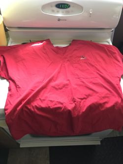 2 - Scrub tops 2XL