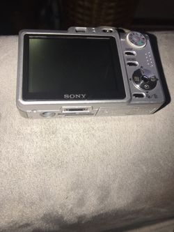 Cyber shot Sony digital camera , 7.2 megapixels