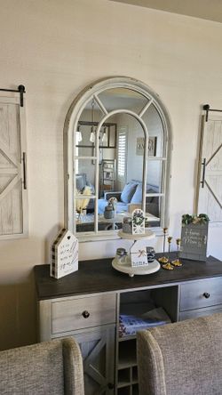 mirror with barn doors