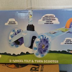 Bluey 3 Wheel Scooter 